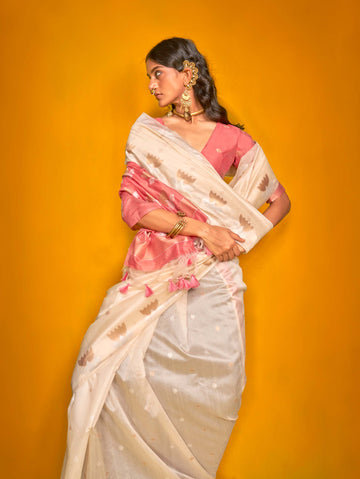 Elegant Handloom Tussar Silk Saree with Lotus Motif - Cream Peach