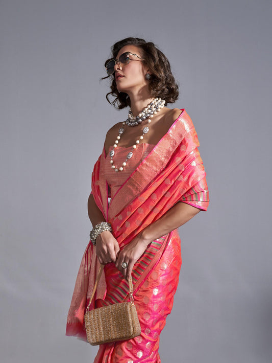 Handwoven Weaving Silk Saree - Red