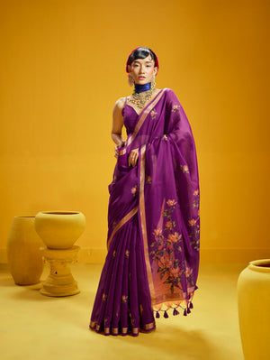 Lavender Pure Munga Silk Handloom Saree with Shaded Floral Woven Pallu