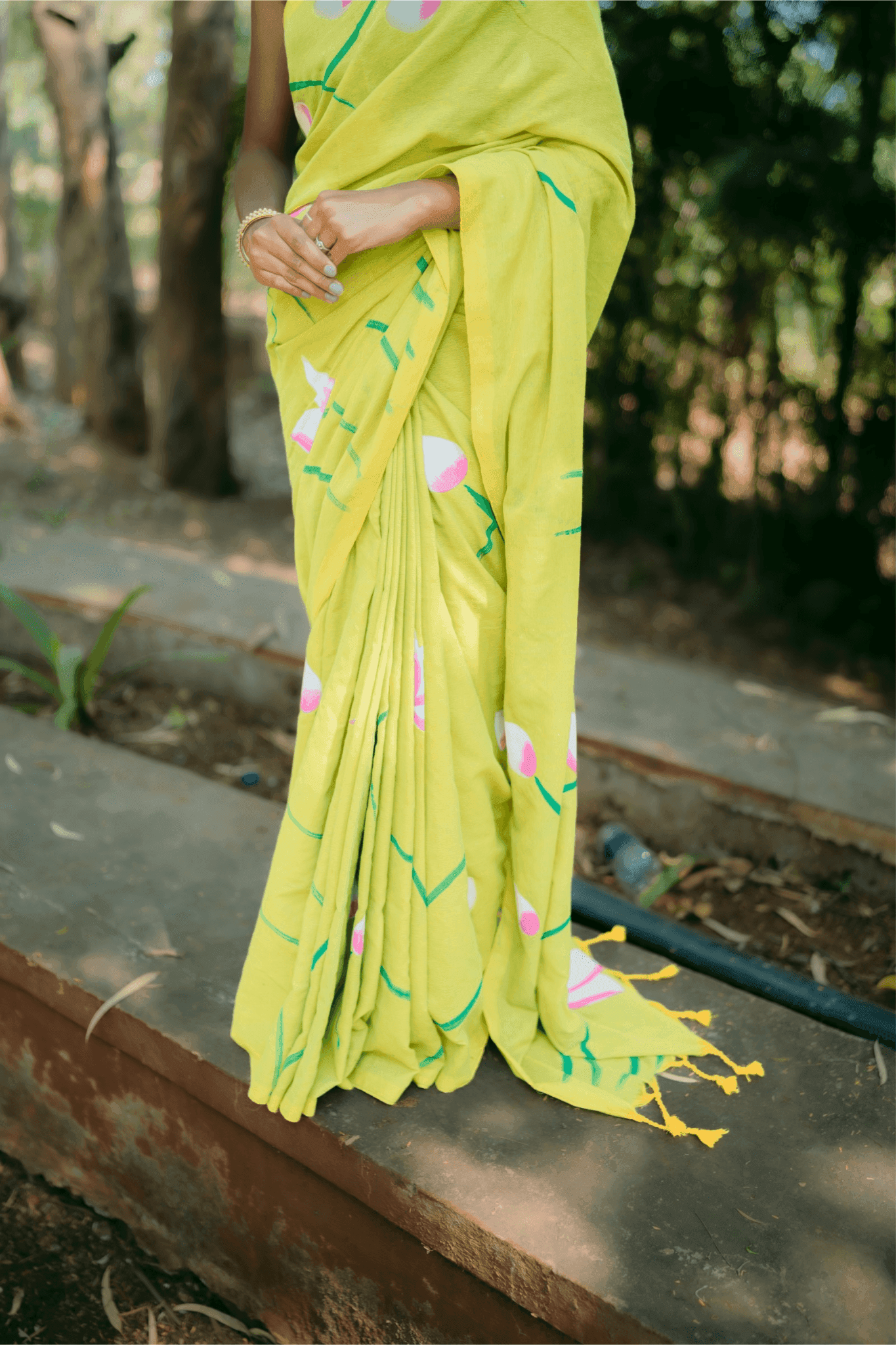 Hand Painted Pure Cotton Floral Saree - Lemon Yellow - - Laxha Clothing - www.laxhaclothing.com