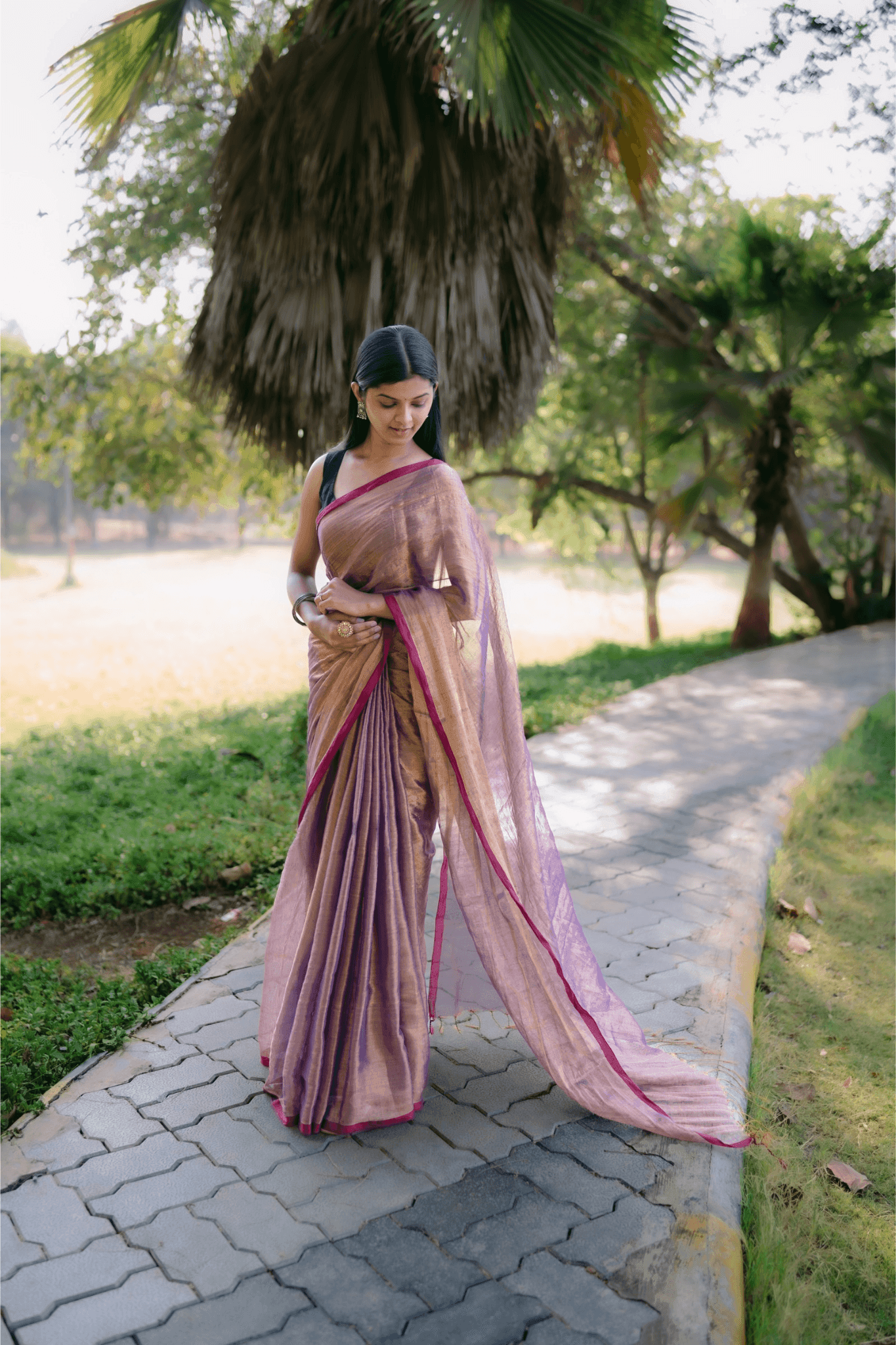 Metallic Tissue Saree - Mauve - - Laxha Clothing - www.laxhaclothing.com