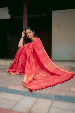 Pure Linen Handwoven Saree - Red