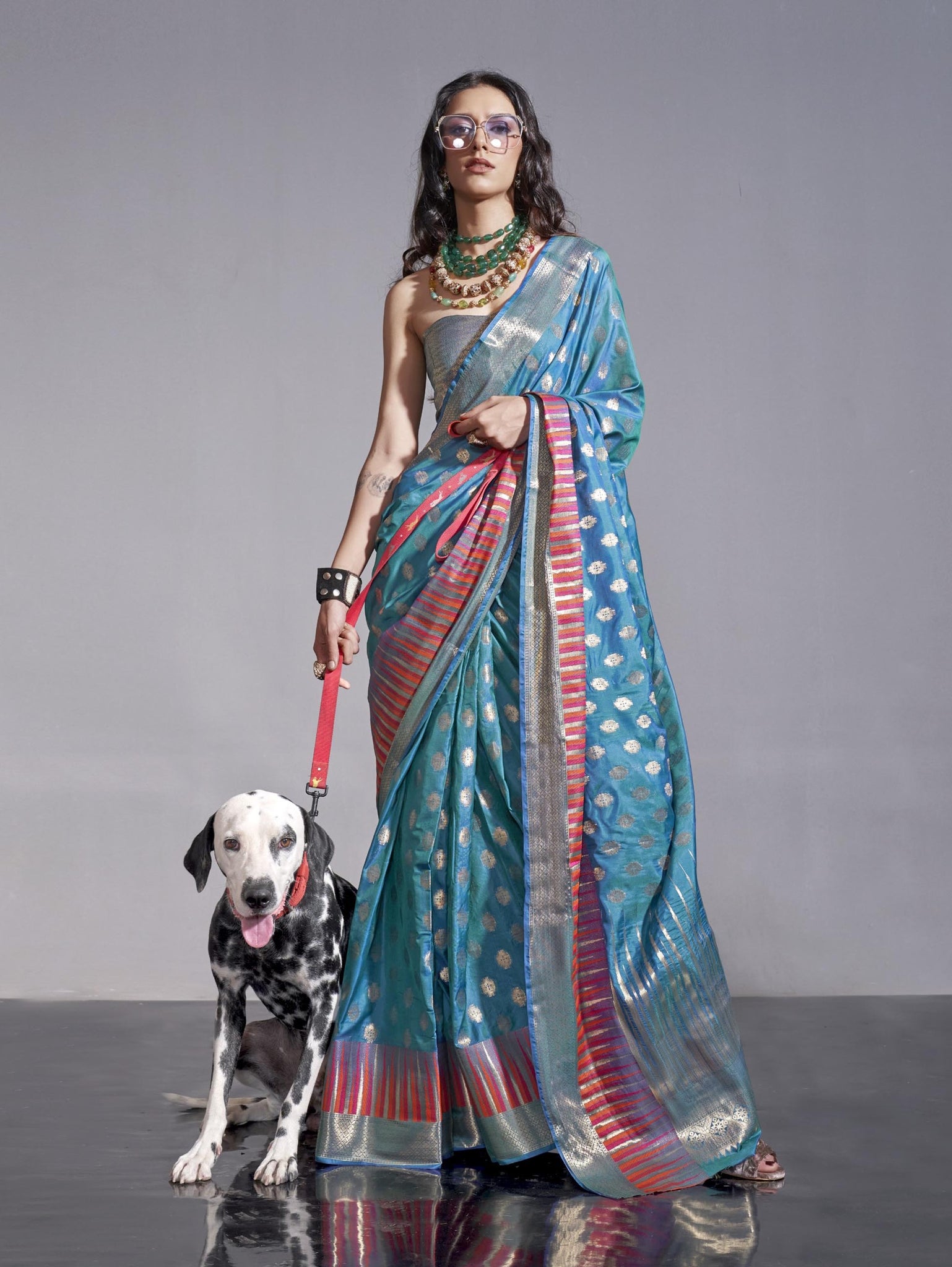 Handwoven Weaving Silk Saree - Teal