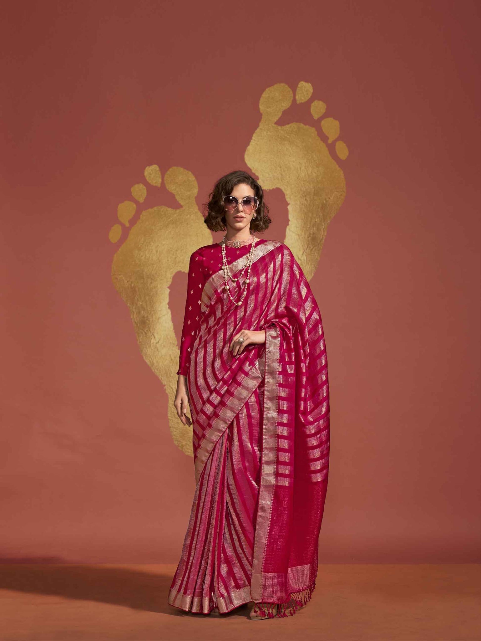 Pure Viscose Handloom Saree - Dark Pink