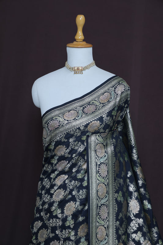 Pure Black Banarasi Silk Saree with Antique Zari & Heavy Pallu