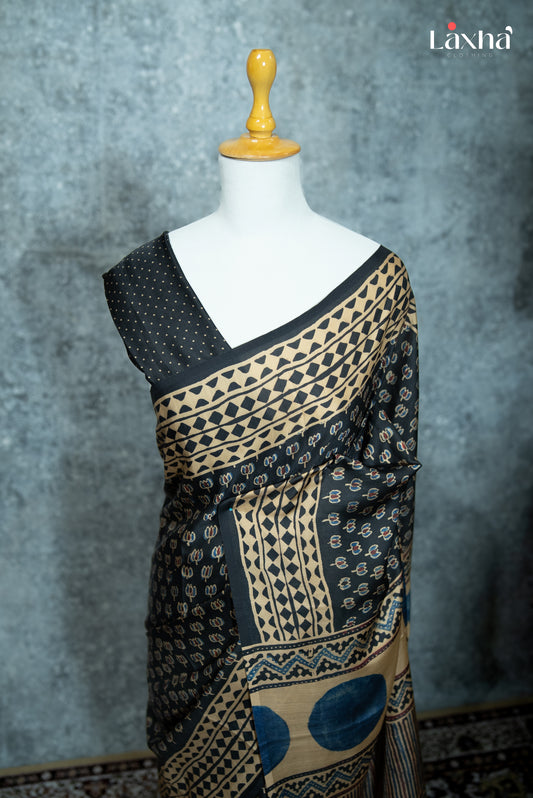Everyday Ajrakh Printed Saree - Floral Black
