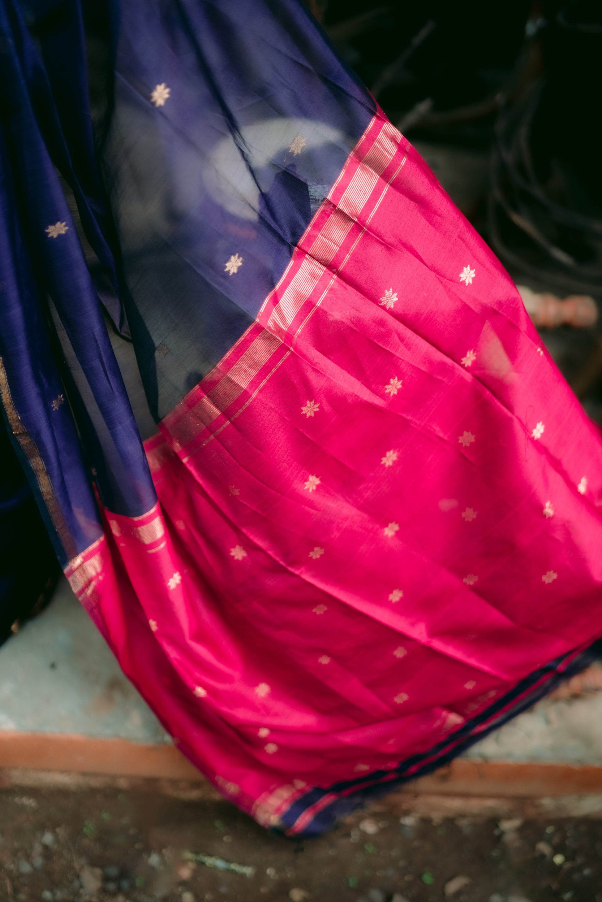 Traditional Maheshwari Saree with Golden Border - Rani Pink - Rani Pink / Cotton Silk - Laxha Clothing - www.laxhaclothing.com